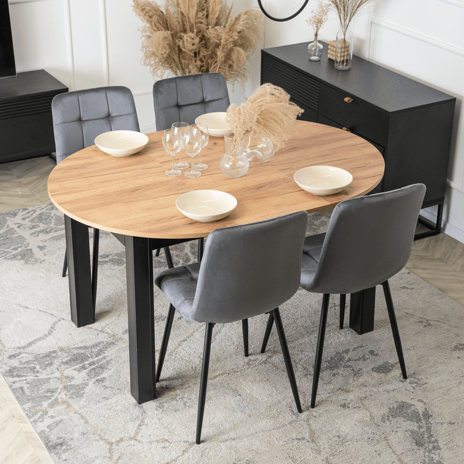 Zestaw Stół Okrągły Rozkładany HARRY 102-142 cm Dąb Craft/Czarny i 4 Krzesła Tapicerowane PERU Szare Welurowe Nowoczesne W.HARRY/DC/CZ/S/PERU/P/V/Z4/K