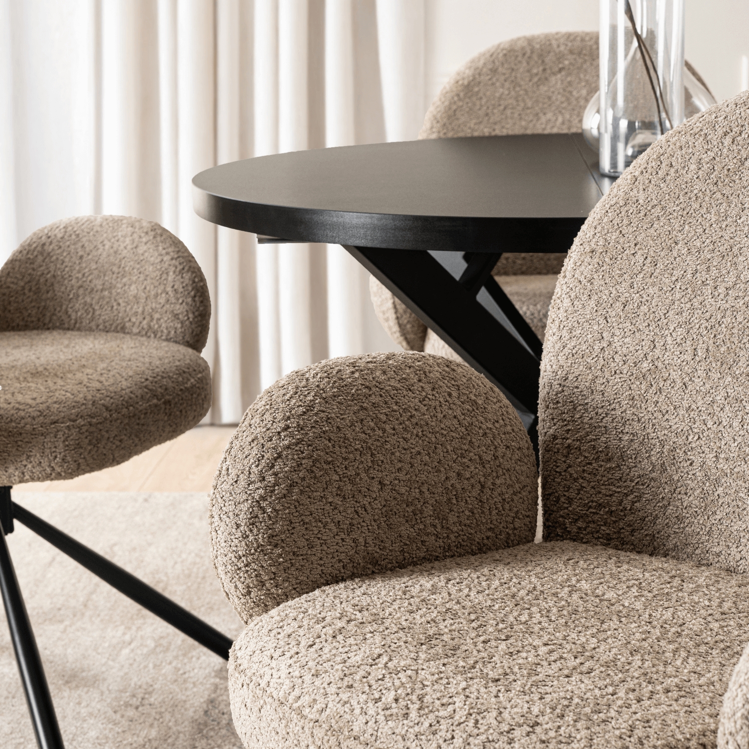 Krzesło Tapicerowane Obrotowe do Salonu MUSSO Brązowe Nowoczesne ME.MUSSO/BR/CZ/TB/K