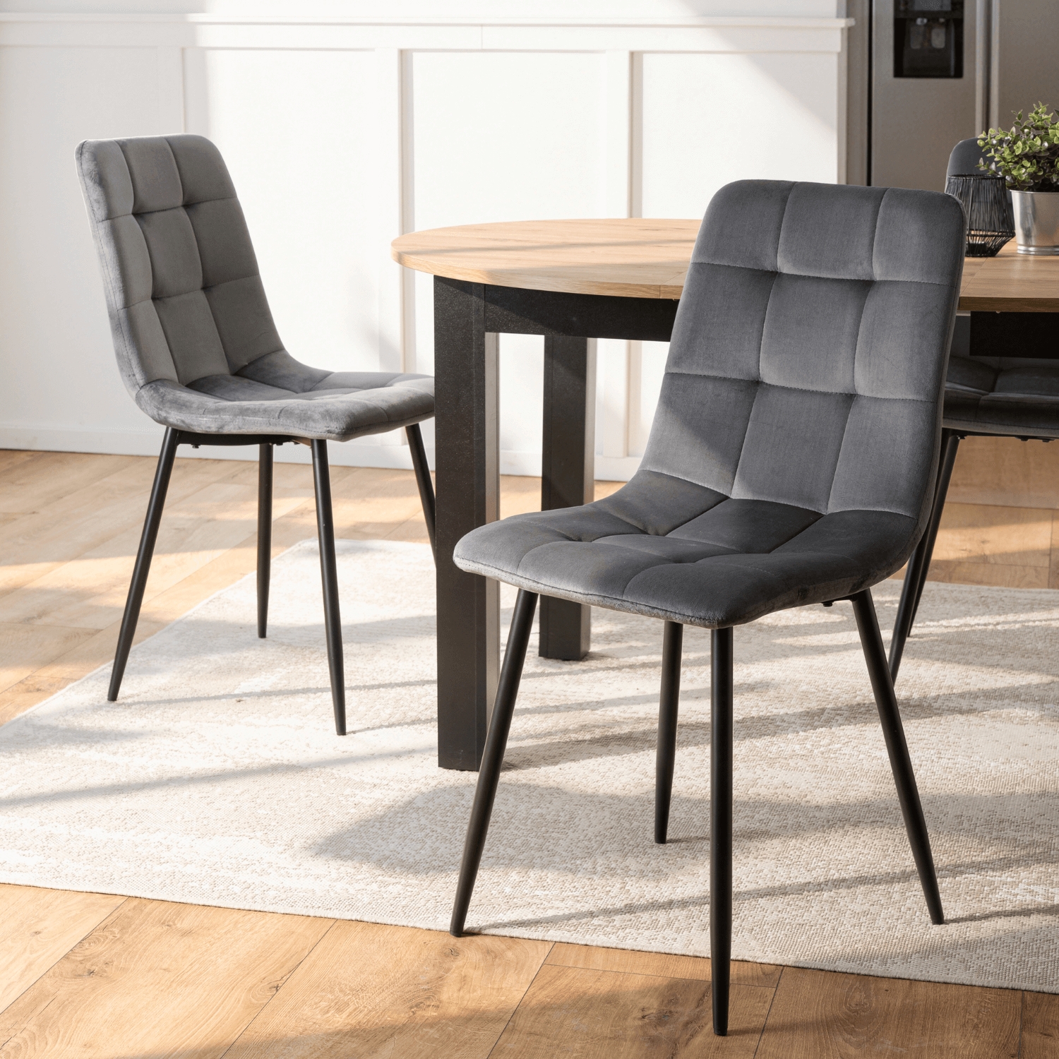 Zestaw 4x Krzesło Tapicerowane PERU do Jadalni Szare Welurowe Nowoczesne Loft PERU/P/V/Z4/K