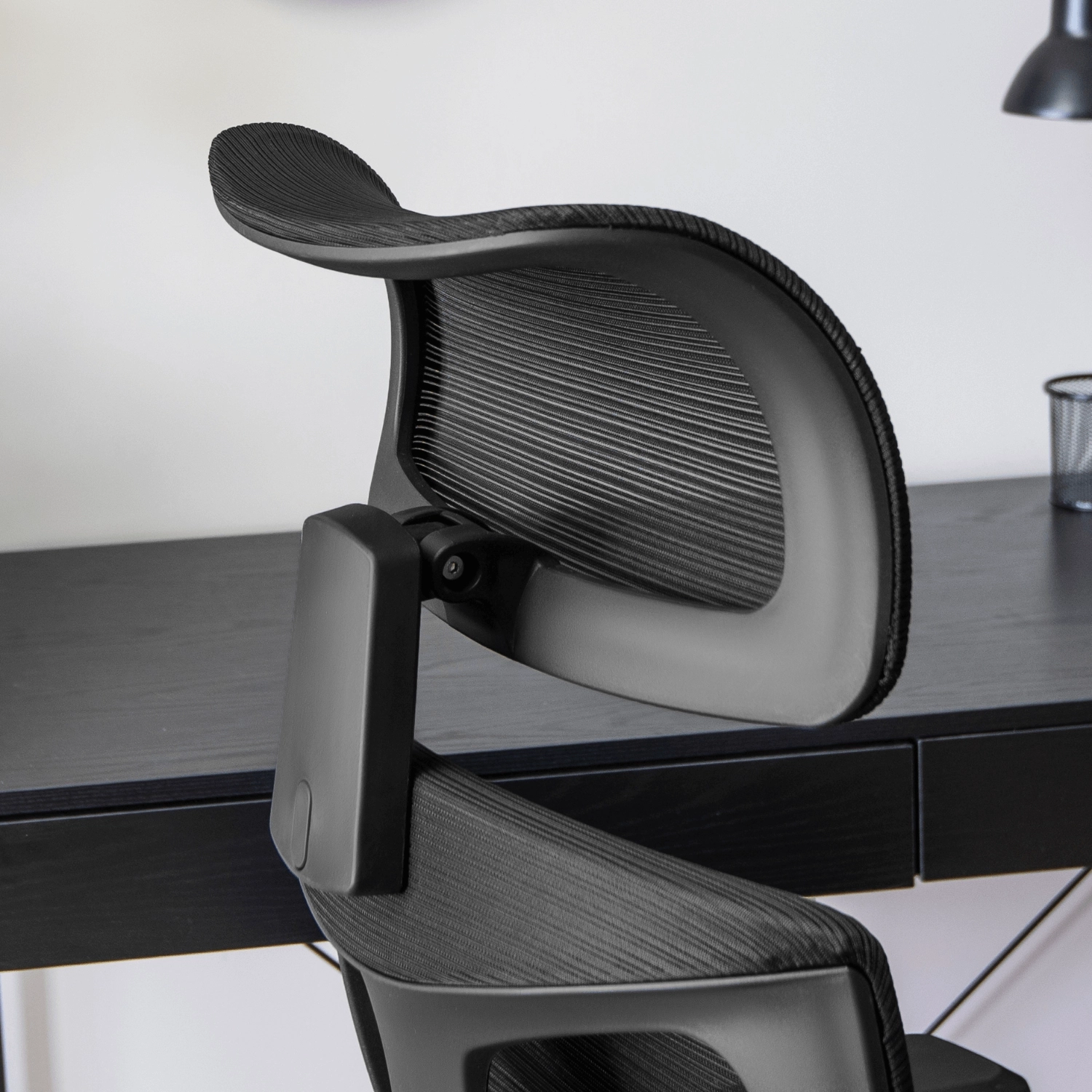 Fotel Biurowy Ergonomiczny Obrotowy CARET Czarny Wentylowany Nowoczesny ME.CARET/CZ/T/FO