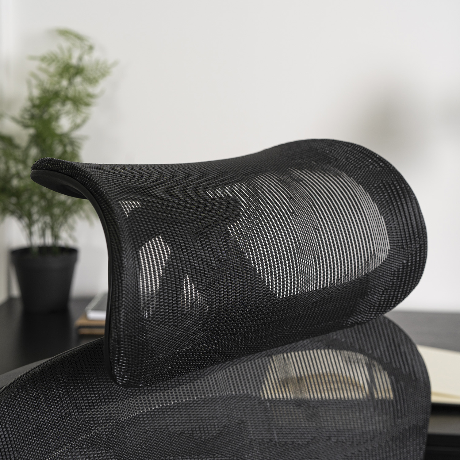 Fotel Biurowy Ergonomiczny Obrotowy NINO Czarny Nowoczesny ME.NINO/CZ/T/FO