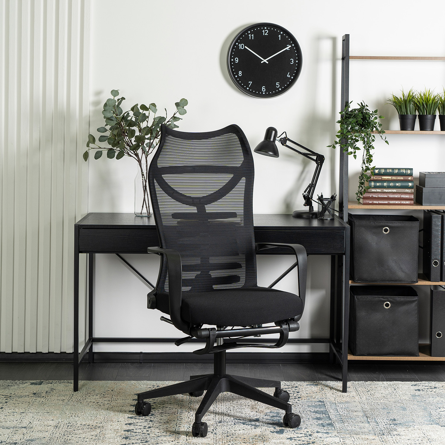 Fotel Biurowy Ergonomiczny Obrotowy z Podnóżkiem ACTON Czarny ME.ACTON/CZ/T/FO