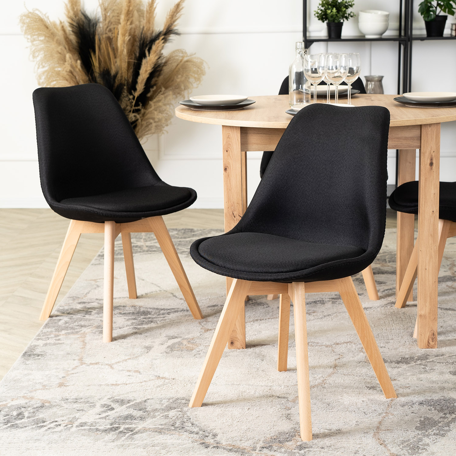 Krzesło Tapicerowane do Jadalni NEVEL Czarne Skandynawskie ME.NEVEL/CZ/D/T/K