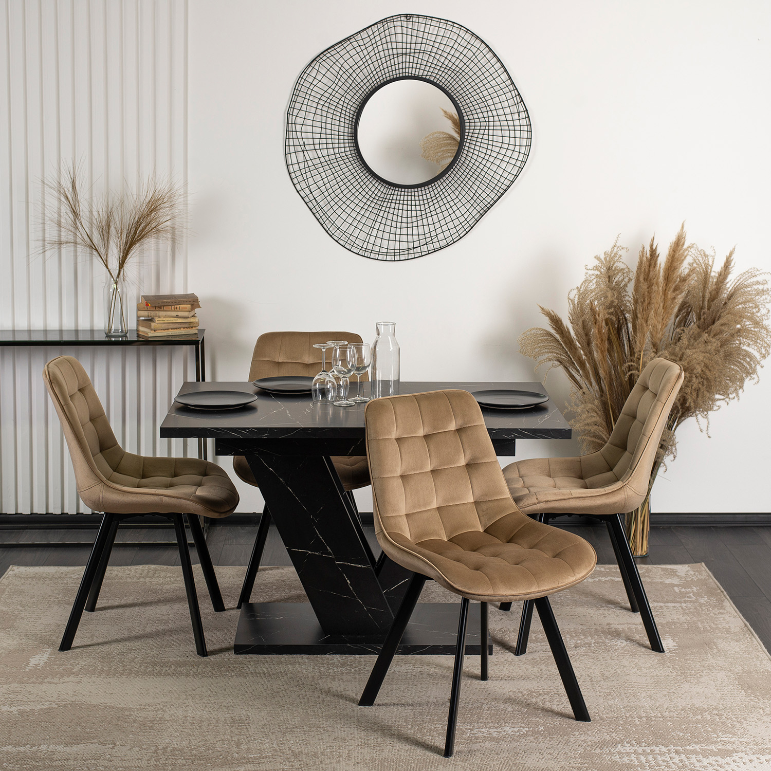 Zestaw Stół Prostokątny Rozkładany CLARK 120-160 cm Czarny Marmur i 4 Krzesła Tapicerowane RICK Beżowe Welurowe DUBAJ/CZM/S/RICK/BZ/V/Z4/K