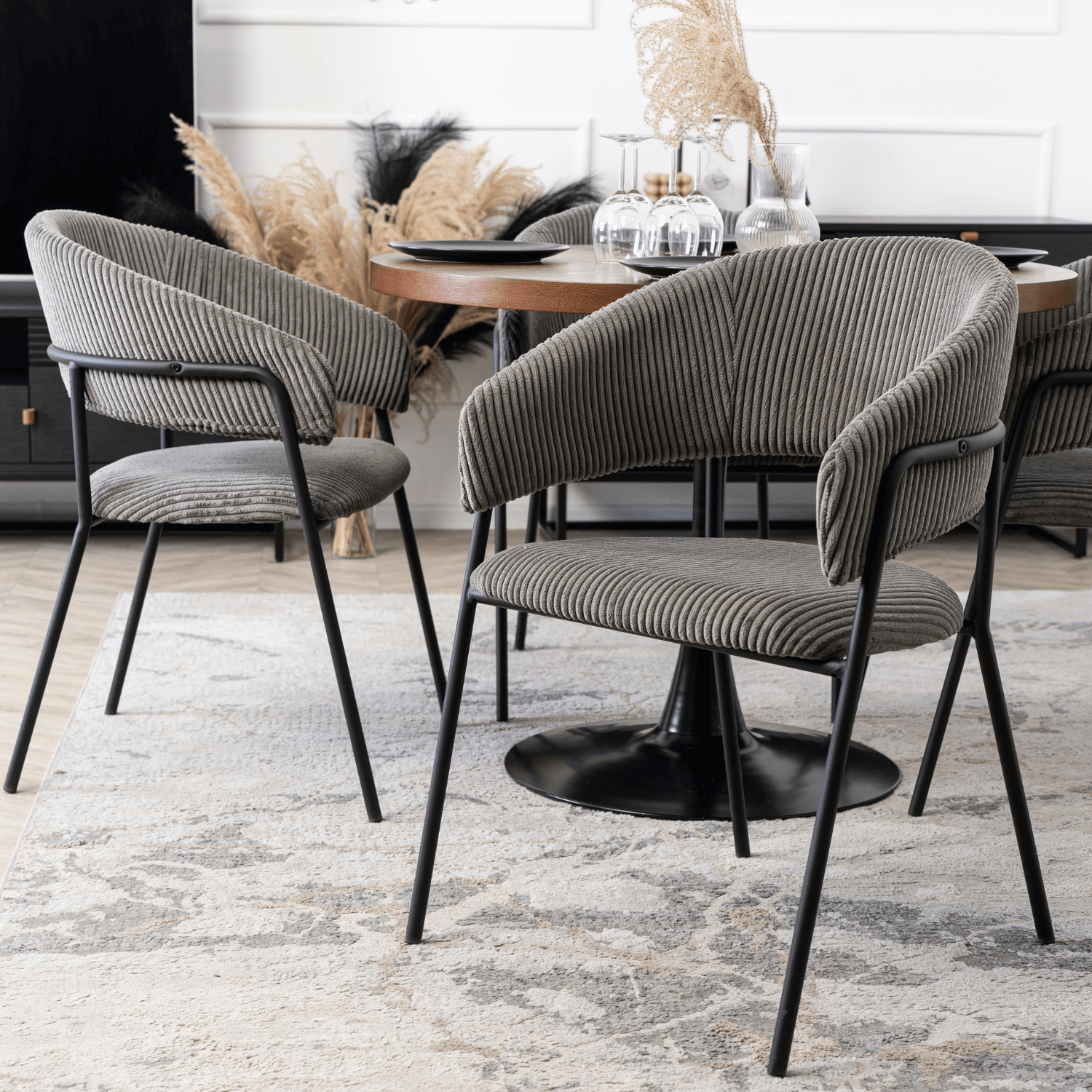 Zestaw 4x Krzesło Tapicerowane TINKA Szare Sztruksowe Nowoczesne Loft TINKA/P/SZTR/Z4/K