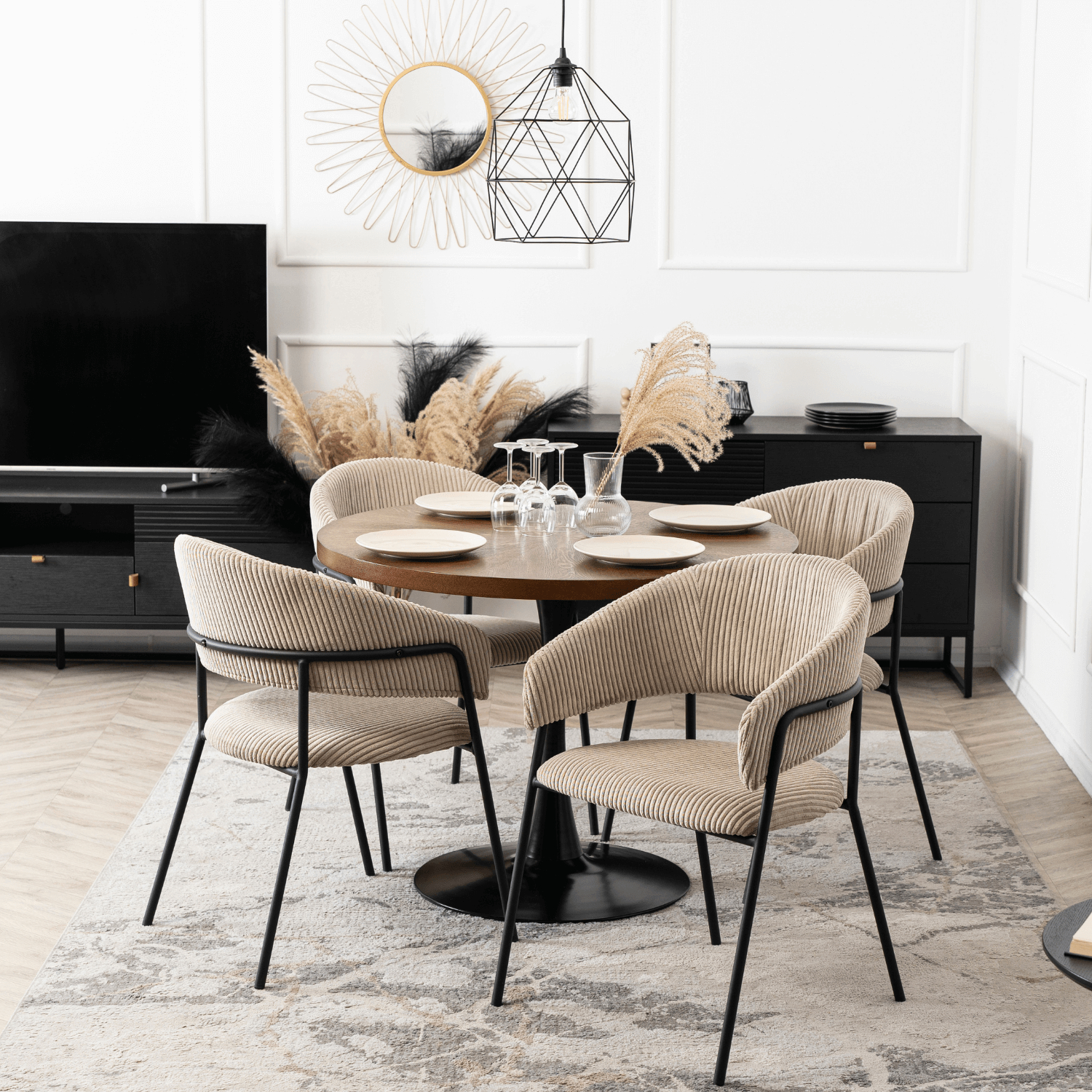 Zestaw 4x Krzesło Tapicerowane TINKA Beżowe Sztruksowe Nowoczesne Loft TINKA/BZ/SZTR/Z4/K