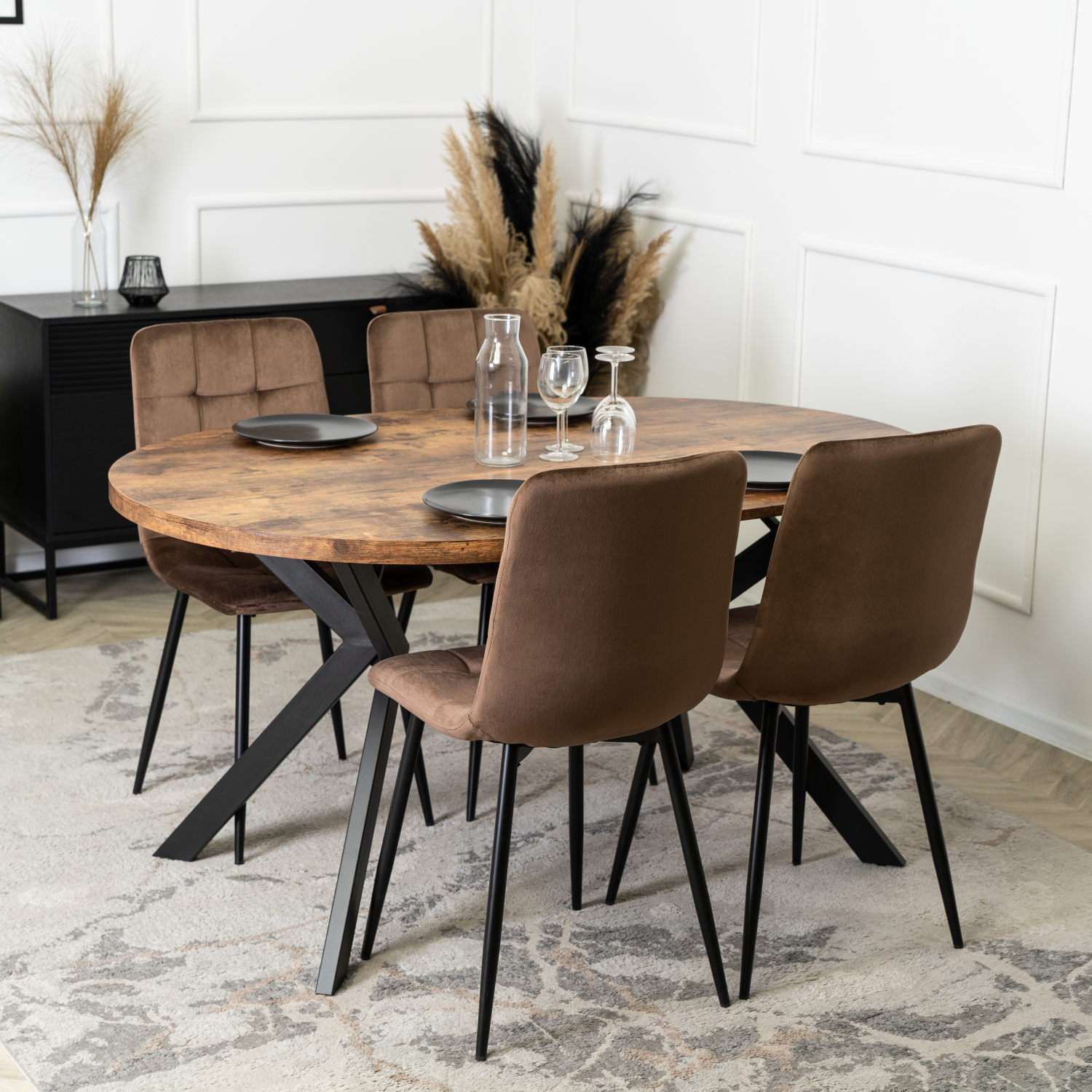 Zestaw Stół Okrągły Rozkładany LUKAS 100-250 cm Dąb Rustykalny/Czarny i 4 Krzesła Tapicerowane PERU Brązowe Nowoczesne Loft LUKAS/DRU/CZ/S/PERU/BR/V/Z