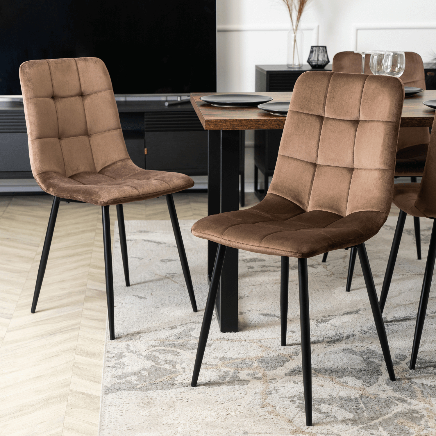 Zestaw 4x Krzesło Tapicerowane do Jadalni PERU Brązowe Welurowe Nowoczesne Loft PERU/BR/V/Z4/K